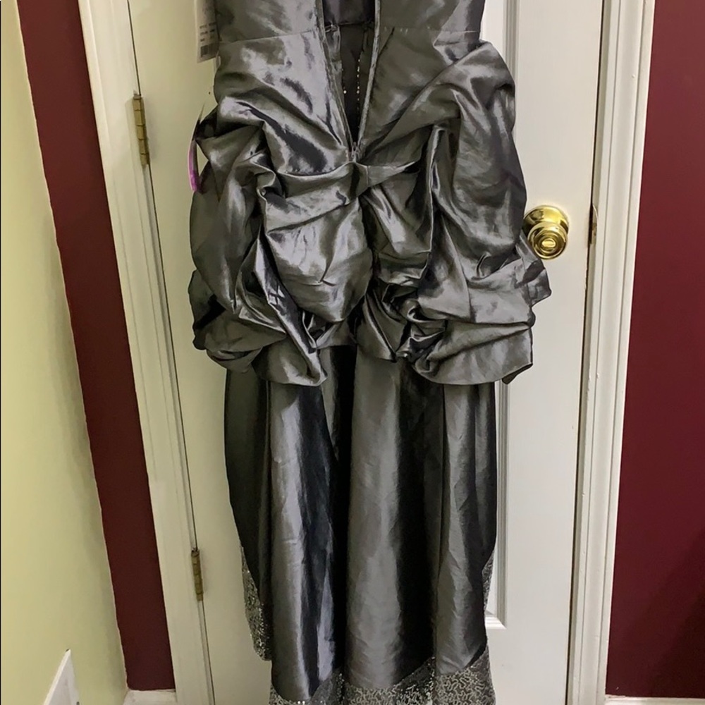 Prom Dress - Picture 4 of 8